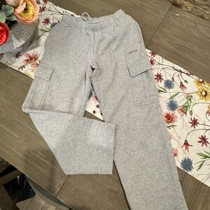 Aritzia Gray Cargo Pants Relaxed Fit